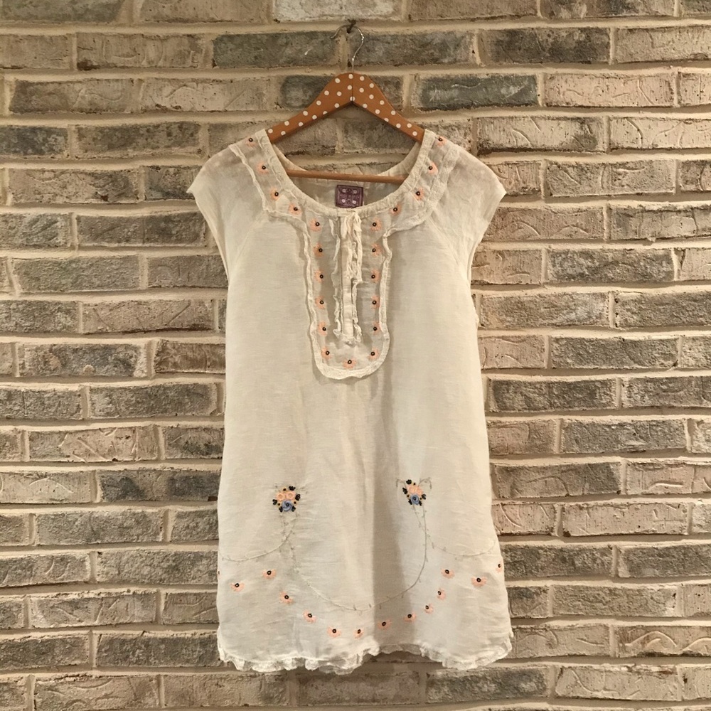 Cream Free People tunic with embroidered details